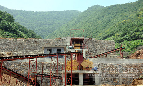 时产300吨河石破碎生产线现场